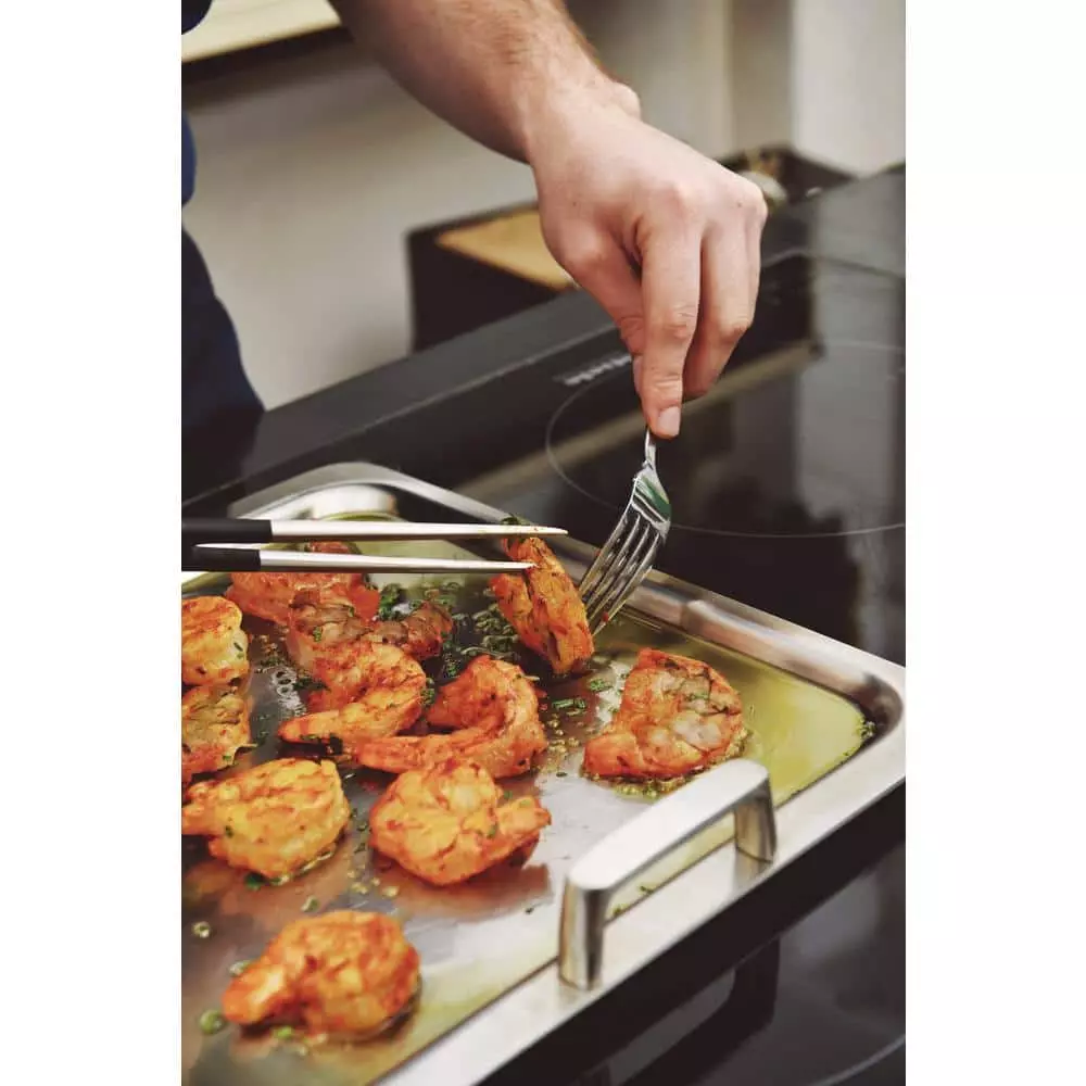 Ron 5-Ply 18/10 Stainless Steel Teppanyaki Griddle Plate by BergHOFF 5 Ron 5-Ply 18/10 Stainless Steel Teppanyaki Griddle Plate by BergHOFF - Image 3