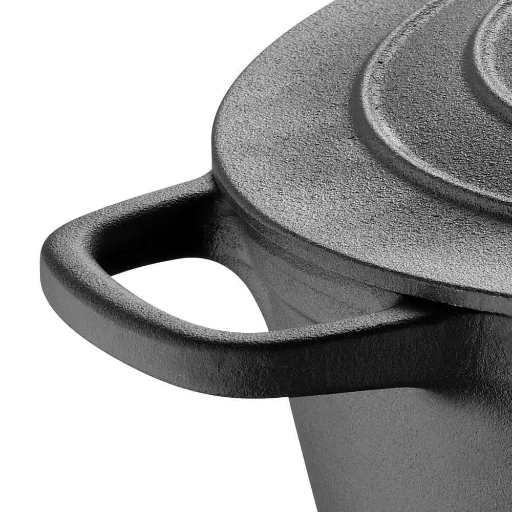 BBQ 7 qt. Oval Cast Iron Covered Dutch Oven by MasterPRO 7 BBQ 7 qt. Oval Cast Iron Covered Dutch Oven by MasterPRO - Image 5