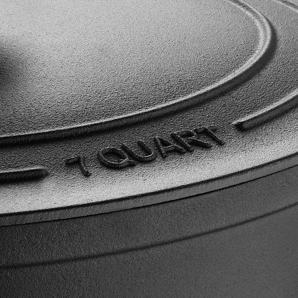 BBQ 7 qt. Oval Cast Iron Covered Dutch Oven by MasterPRO 8 BBQ 7 qt. Oval Cast Iron Covered Dutch Oven by MasterPRO - Image 6