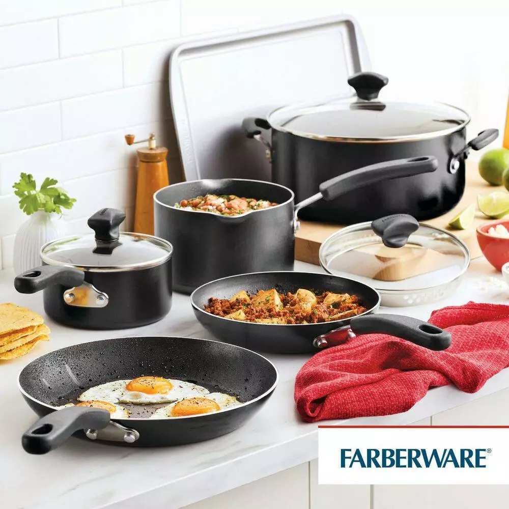 Cookstart 15-Piece Aluminum Nonstick Cookware Set in Black by Farberware 8 Cookstart 15-Piece Aluminum Nonstick Cookware Set in Black by Farberware - Image 6