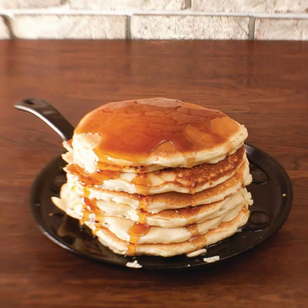 10.5 in. Cast Iron Griddle in Black by Lodge 3 10.5 in. Cast Iron Griddle in Black by Lodge - Image 2