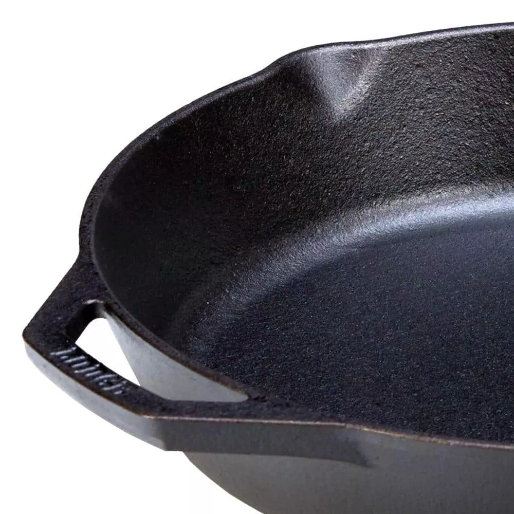 12 in. Cast Iron Skillet in Black with Pour Spout by Lodge 8 12 in. Cast Iron Skillet in Black with Pour Spout by Lodge - Image 6
