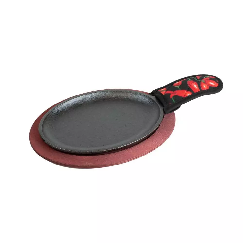 Cast Iron Fajita Skillet Set by Lodge 3 Cast Iron Fajita Skillet Set by Lodge