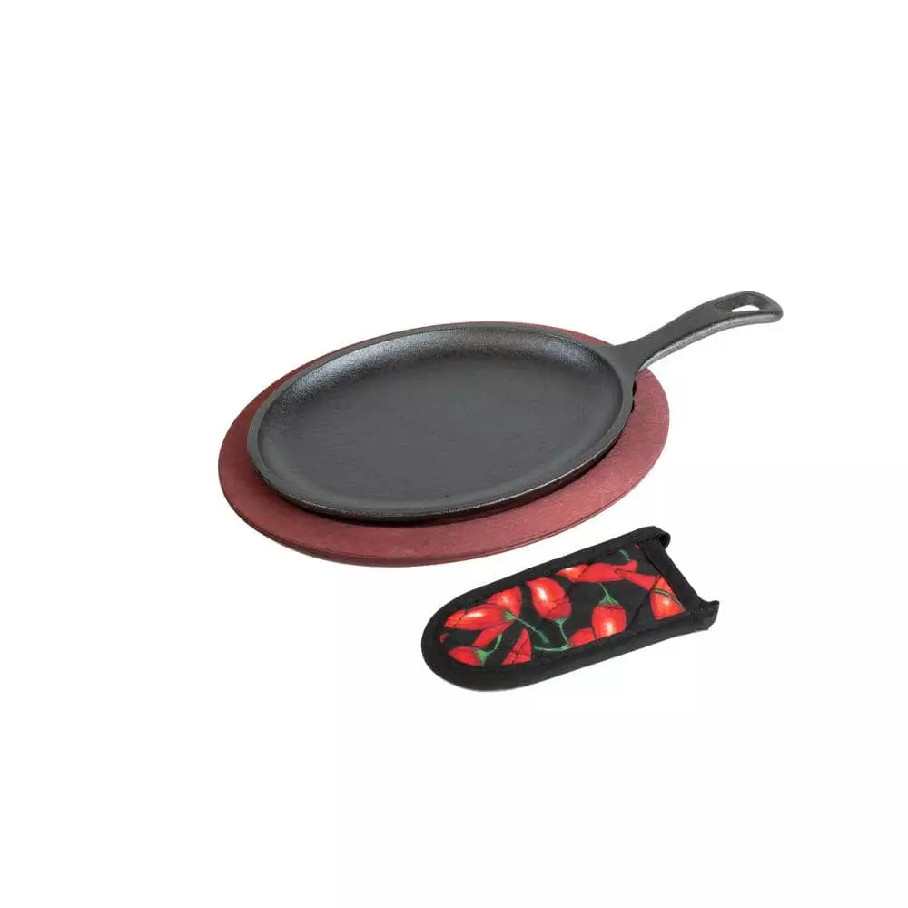 Cast Iron Fajita Skillet Set by Lodge 4 Cast Iron Fajita Skillet Set by Lodge - Image 2