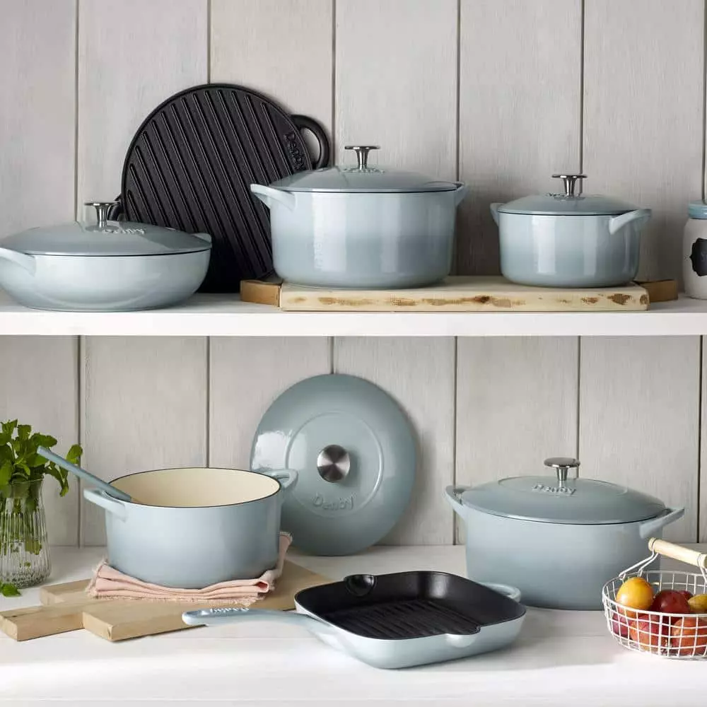 Heritage Pavilion 4 qt. Round Cast Iron Casserole Dish in Blue with Lid by Denby 5 Heritage Pavilion 4 qt. Round Cast Iron Casserole Dish in Blue with Lid by Denby - Image 3