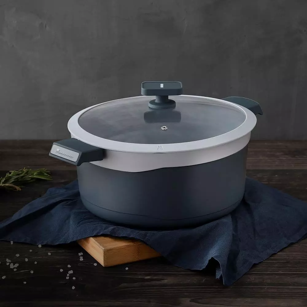 Gastro Ceramic Cast Aluminum 7.5 qt. Dutch Oven with Tempered Glass Lid by MasterPRO 8 Gastro Ceramic Cast Aluminum 7.5 qt. Dutch Oven with Tempered Glass Lid by MasterPRO - Image 6