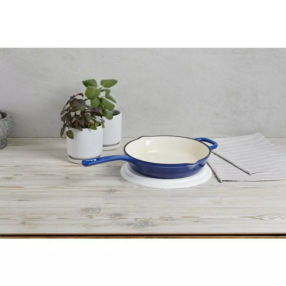 10 in. Cast Iron Frying Pan with Helper Handle by MasterPRO 4 10 in. Cast Iron Frying Pan with Helper Handle by MasterPRO - Image 2