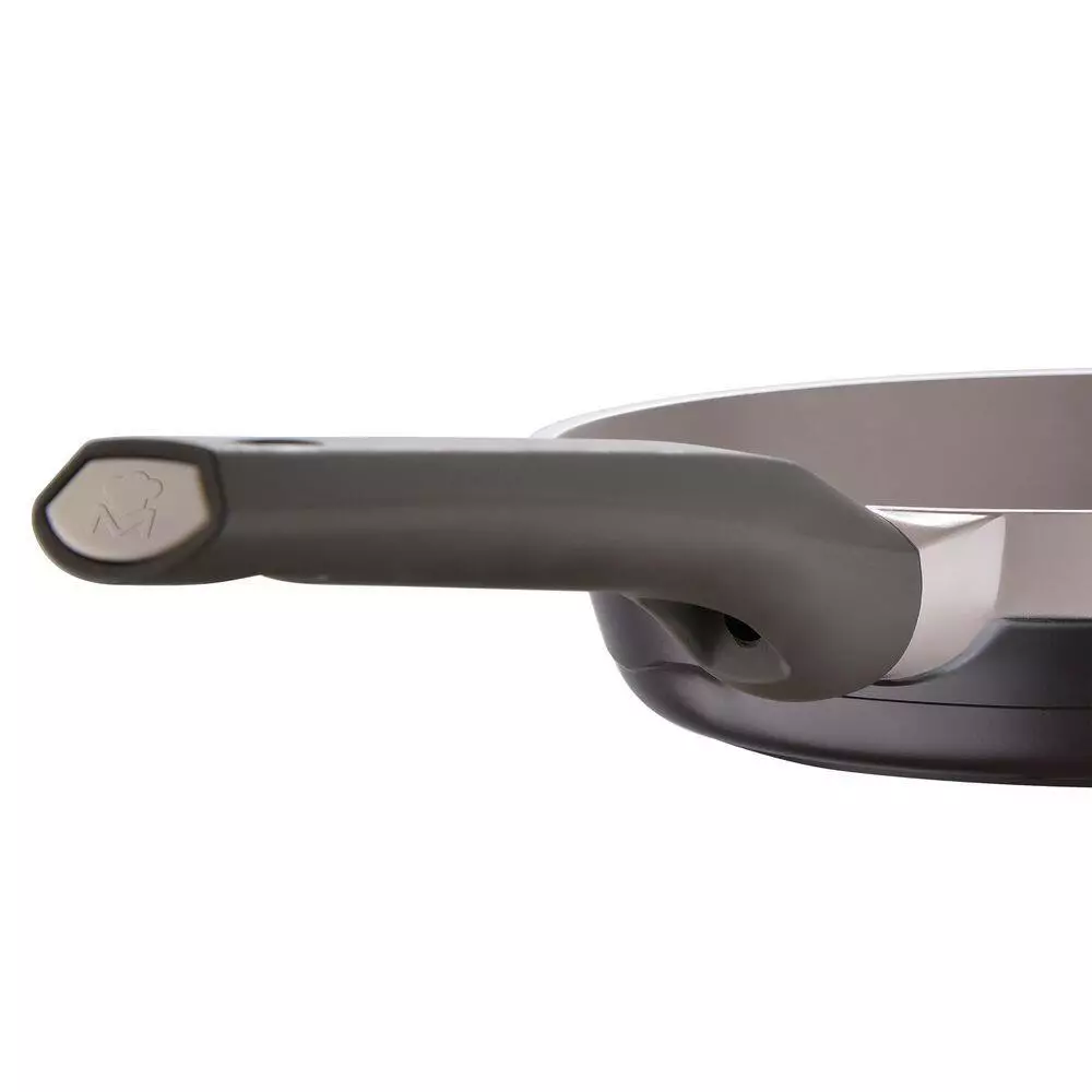2-Piece Gastro Titanium Durable Cast Aluminum Fry Pan Set by MasterPRO 8 2-Piece Gastro Titanium Durable Cast Aluminum Fry Pan Set by MasterPRO - Image 6