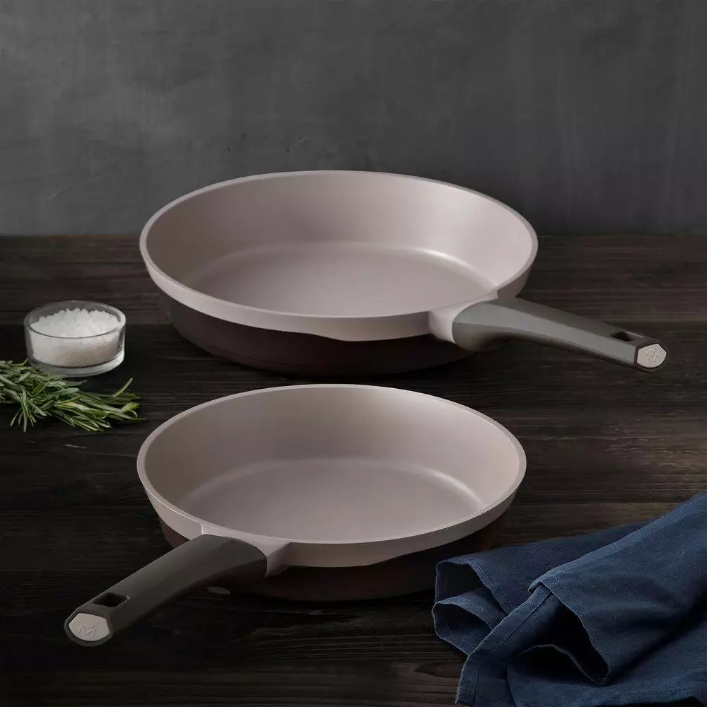 2-Piece Gastro Titanium Durable Cast Aluminum Fry Pan Set by MasterPRO 11 2-Piece Gastro Titanium Durable Cast Aluminum Fry Pan Set by MasterPRO - Image 9