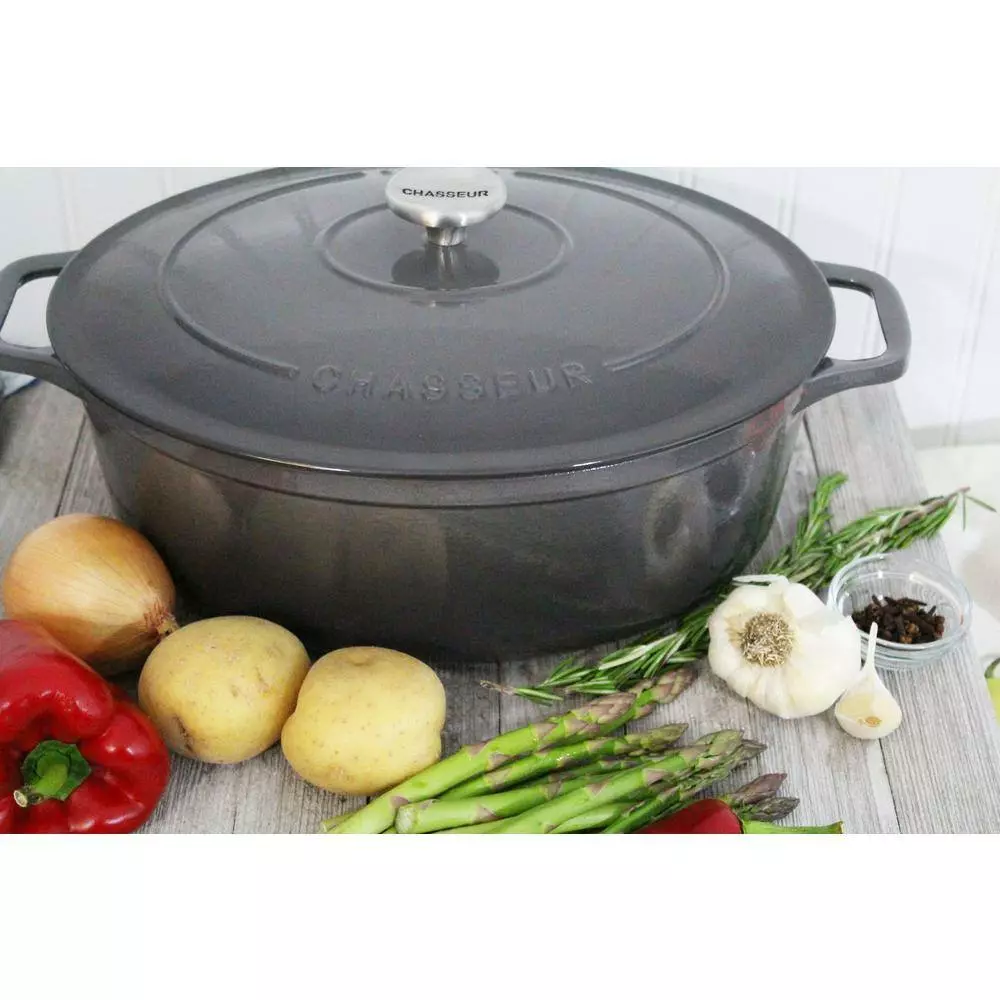 French Enameled 6 qt. Oval Cast Iron Dutch Oven in Caviar Grey with Lid by Chasseur 7 French Enameled 6 qt. Oval Cast Iron Dutch Oven in Caviar Grey with Lid by Chasseur - Image 5