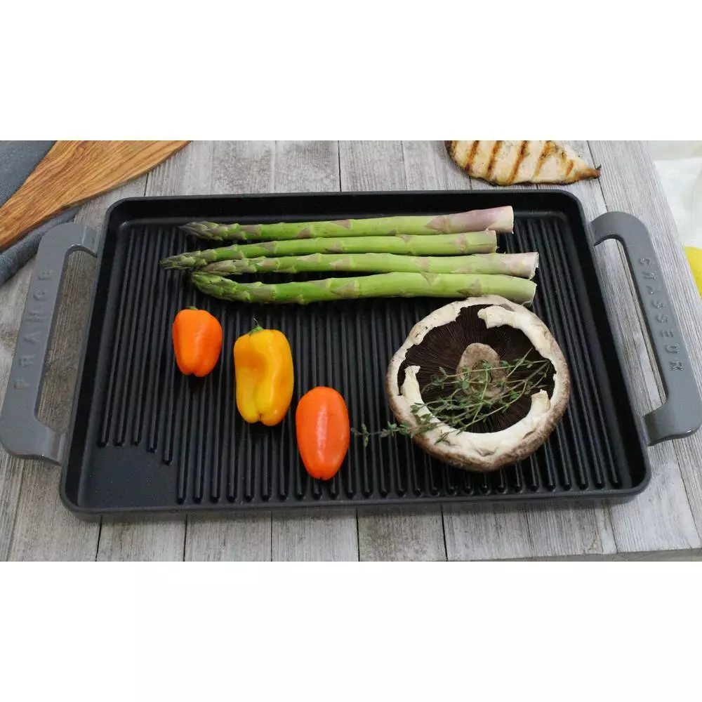 French Enameled 9.75 in. Cast Iron Grill Pan in Caviar Grey by Chasseur 4 French Enameled 9.75 in. Cast Iron Grill Pan in Caviar Grey by Chasseur - Image 2