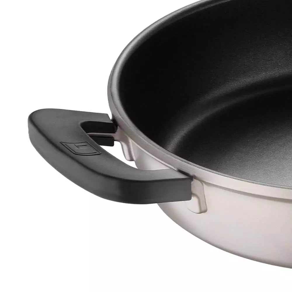 4 qt. Aluminum Saute Pan with Lid by BERGNER 9 4 qt. Aluminum Saute Pan with Lid by BERGNER - Image 7