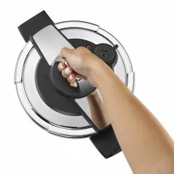 Professional Series 6 Qt. Pressure Cooker by Cuisinart 10 Professional Series 6 Qt. Pressure Cooker by Cuisinart -Cookware Sales Shop cuisinart stovetop pressure cookers cpc22 6 1f 1000