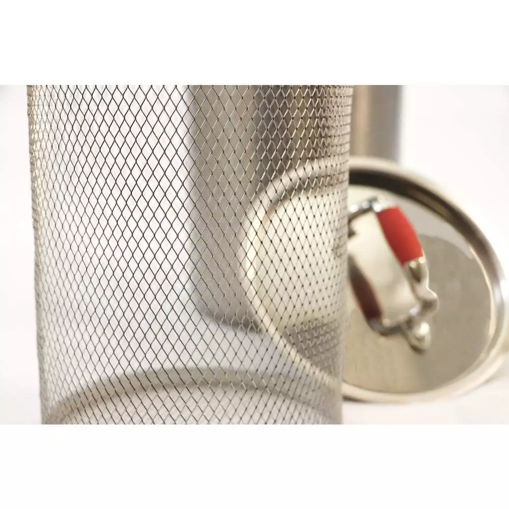 4.25 Qt. Professional Stainless Steel Vegetable Cooker with Wire Basket and Lid by ExcelSteel 5 4.25 Qt. Professional Stainless Steel Vegetable Cooker with Wire Basket and Lid by ExcelSteel - Image 3