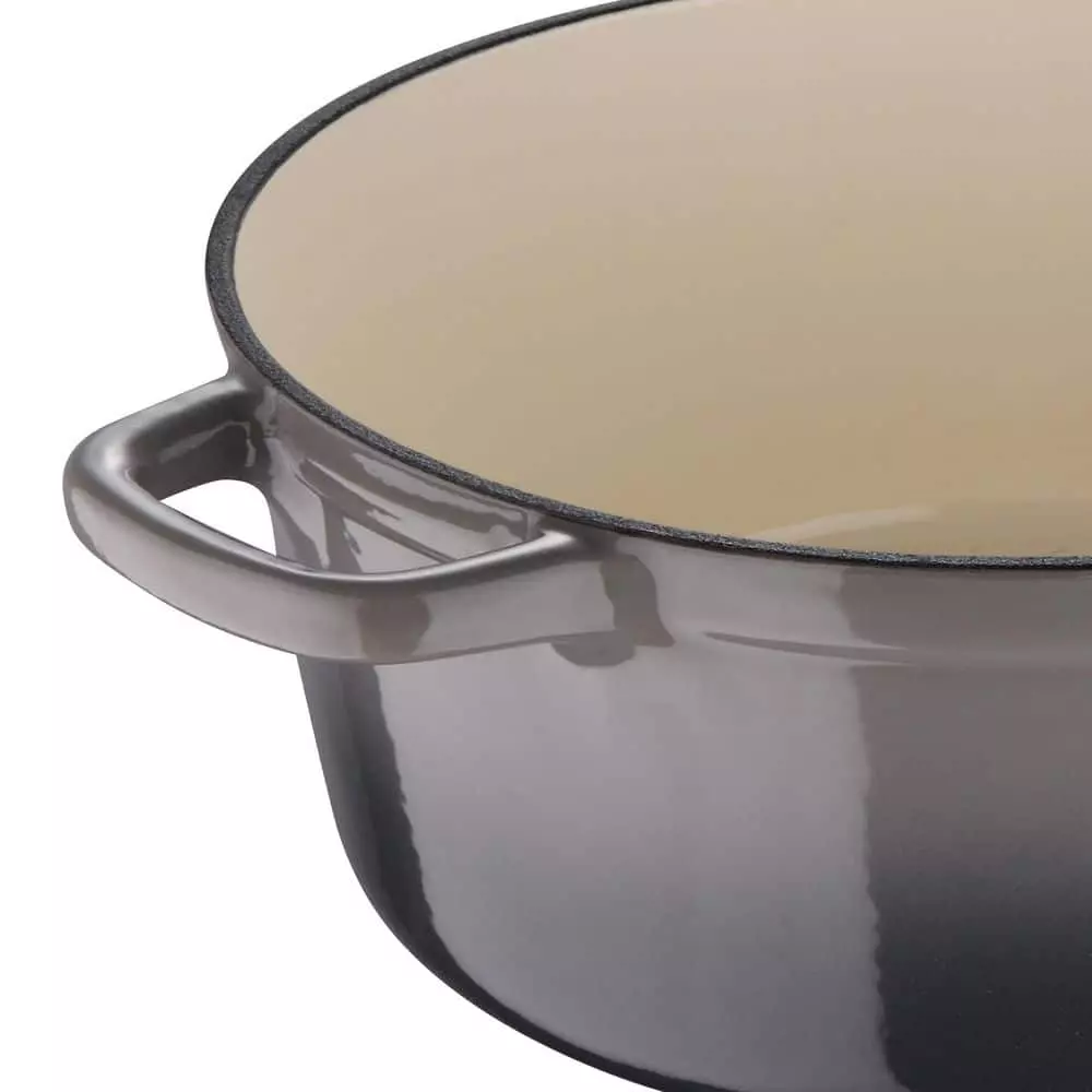 6 qt. Cast iron Dutch Oven with Lid by MasterPRO 8 6 qt. Cast iron Dutch Oven with Lid by MasterPRO - Image 6