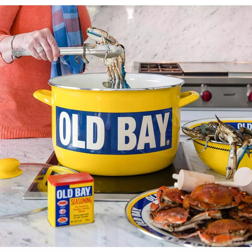 Old Bay 18 qt. Porcelain-Enameled Steel Stock Pot in Yellow with Glass Lid by Golden Rabbit 5 Old Bay 18 qt. Porcelain-Enameled Steel Stock Pot in Yellow with Glass Lid by Golden Rabbit - Image 3