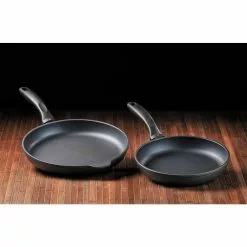 Classic Series 2-Piece Cast Aluminum Nonstick Frying Pan Set in Gray by Swiss Diamond 7 Classic Series 2-Piece Cast Aluminum Nonstick Frying Pan Set in Gray by Swiss Diamond -Cookware Sales Shop gray swiss diamond skillets 602 4f 1000