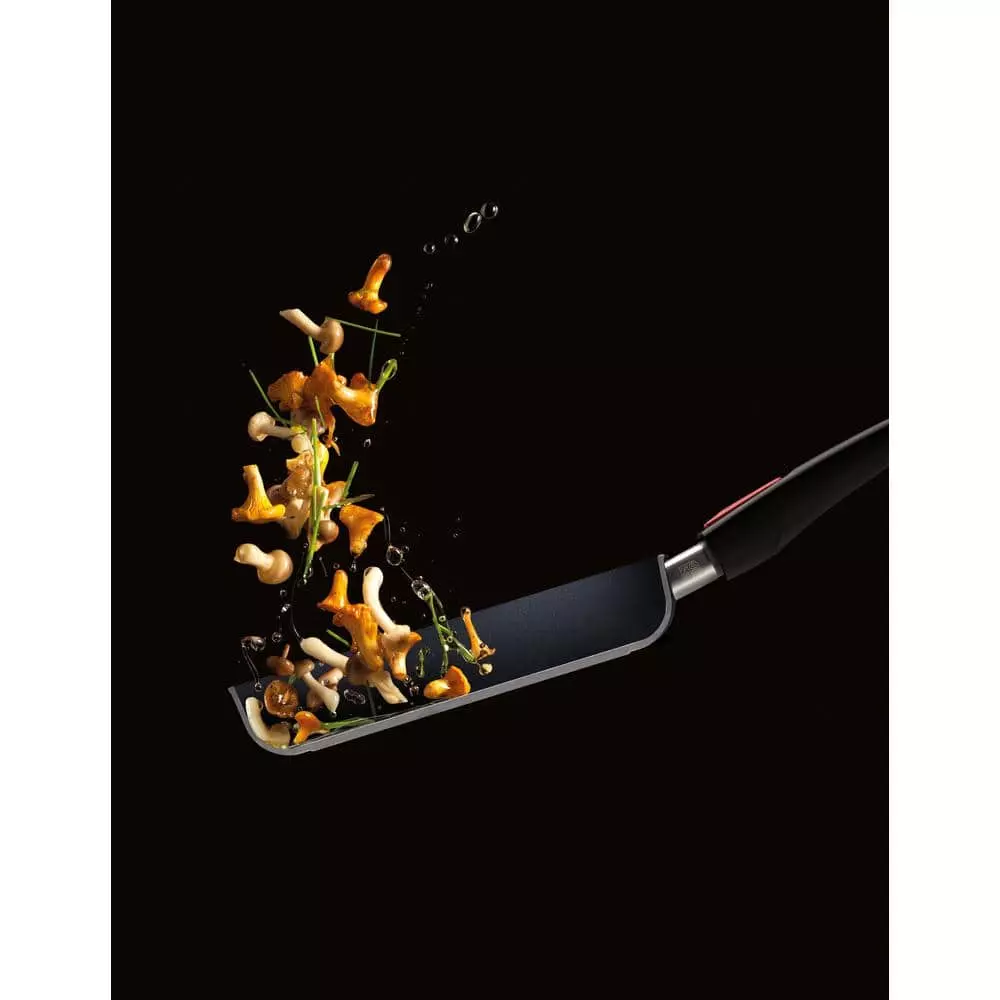 Diamond LITE 10-Piece Cast Aluminum Nonstick Cookware Set in Gray by Woll 6 Diamond LITE 10-Piece Cast Aluminum Nonstick Cookware Set in Gray by Woll - Image 4