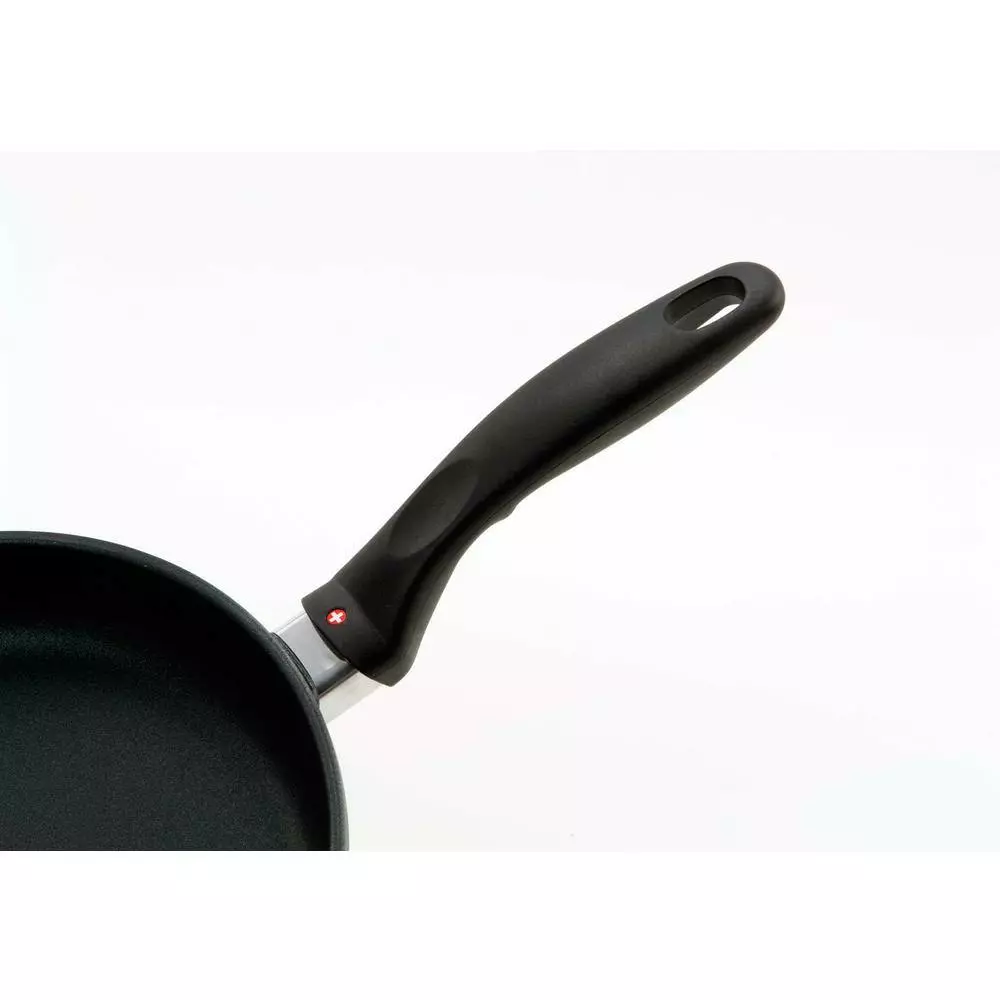 Classic Series 8 in. Cast Aluminum Nonstick Frying Pan in Grey by Swiss Diamond 5 Classic Series 8 in. Cast Aluminum Nonstick Frying Pan in Grey by Swiss Diamond - Image 3