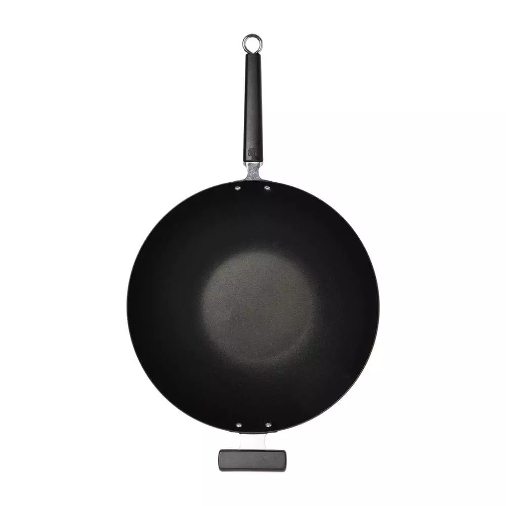 Joyce Chen Professional Series 14 in. Black Carbon Steel Excalibur Wok with Phenolic Handles by Honey-Can-Do 4 Joyce Chen Professional Series 14 in. Black Carbon Steel Excalibur Wok with Phenolic Handles by Honey-Can-Do - Image 2