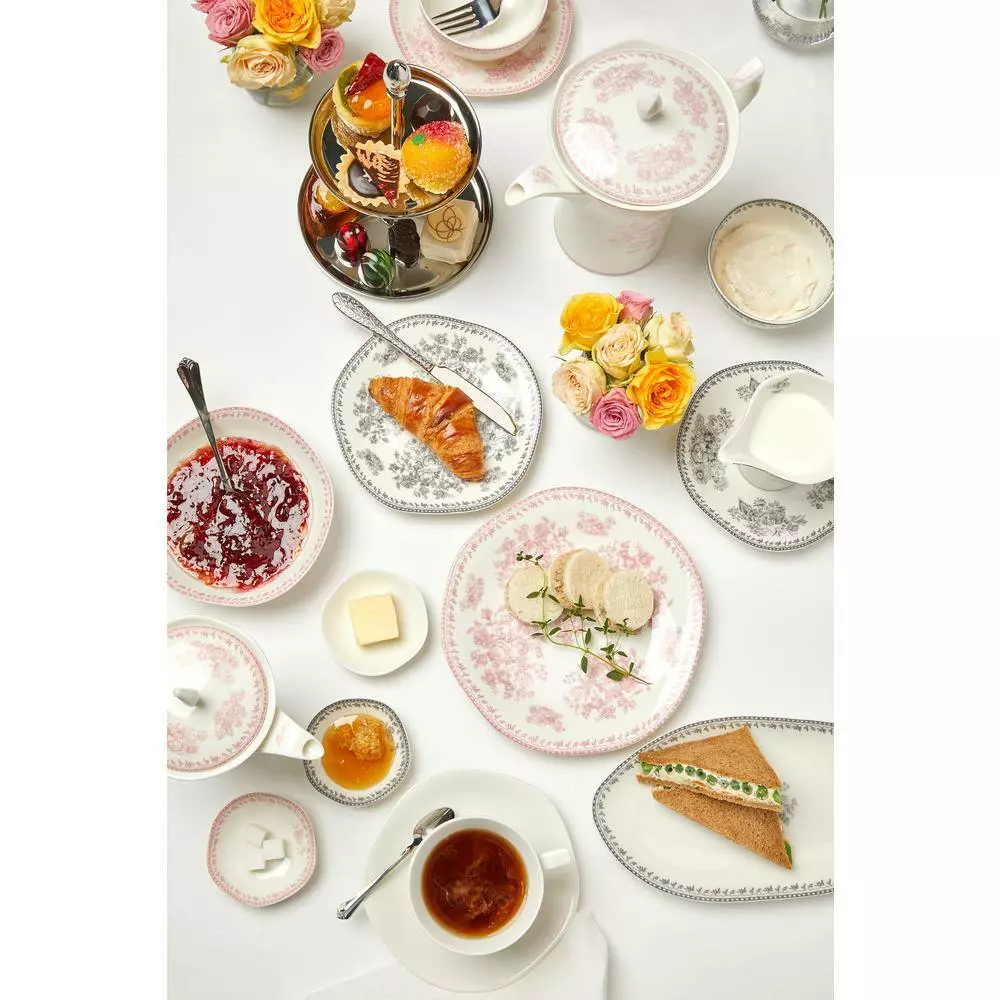 12 oz. Pink Porcelain Pink Tea Pots with Lid (Set of 12) by Oneida 4 12 oz. Pink Porcelain Pink Tea Pots with Lid (Set of 12) by Oneida - Image 2