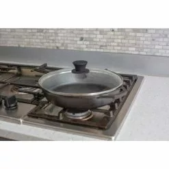 12 in. Glass Lid for Cast Iron Skillet by Lodge 7 12 in. Glass Lid for Cast Iron Skillet by Lodge -Cookware Sales Shop lodge pot lids gl12 40 1000