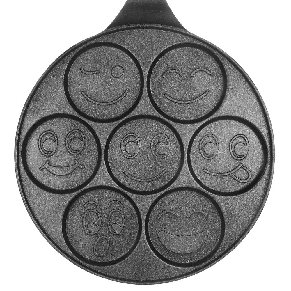 Happy Face Emoji 7 Mold Mini Pancake Maker by MegaChef 7 Happy Face Emoji 7 Mold Mini Pancake Maker by MegaChef - Image 5