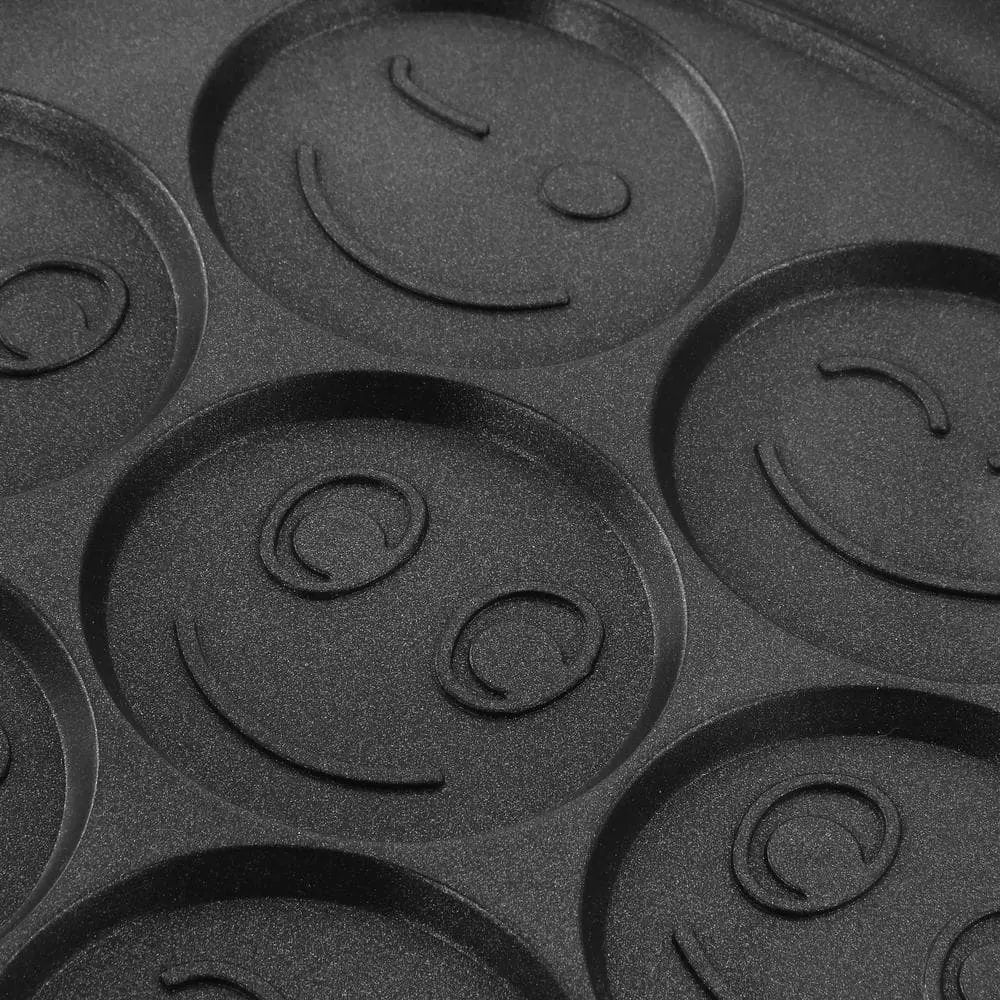Happy Face Emoji 7 Mold Mini Pancake Maker by MegaChef 5 Happy Face Emoji 7 Mold Mini Pancake Maker by MegaChef - Image 3