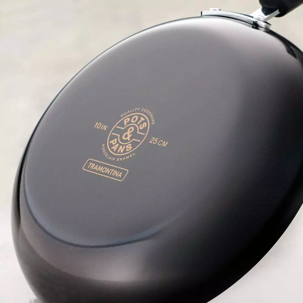 Pots and Pans 8 in. Aluminum Nonstick Frying Pan by Tramontina 6 Pots and Pans 8 in. Aluminum Nonstick Frying Pan by Tramontina - Image 4