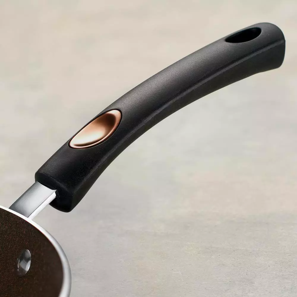 Pots and Pans 8 in. Aluminum Nonstick Frying Pan by Tramontina 5 Pots and Pans 8 in. Aluminum Nonstick Frying Pan by Tramontina - Image 3