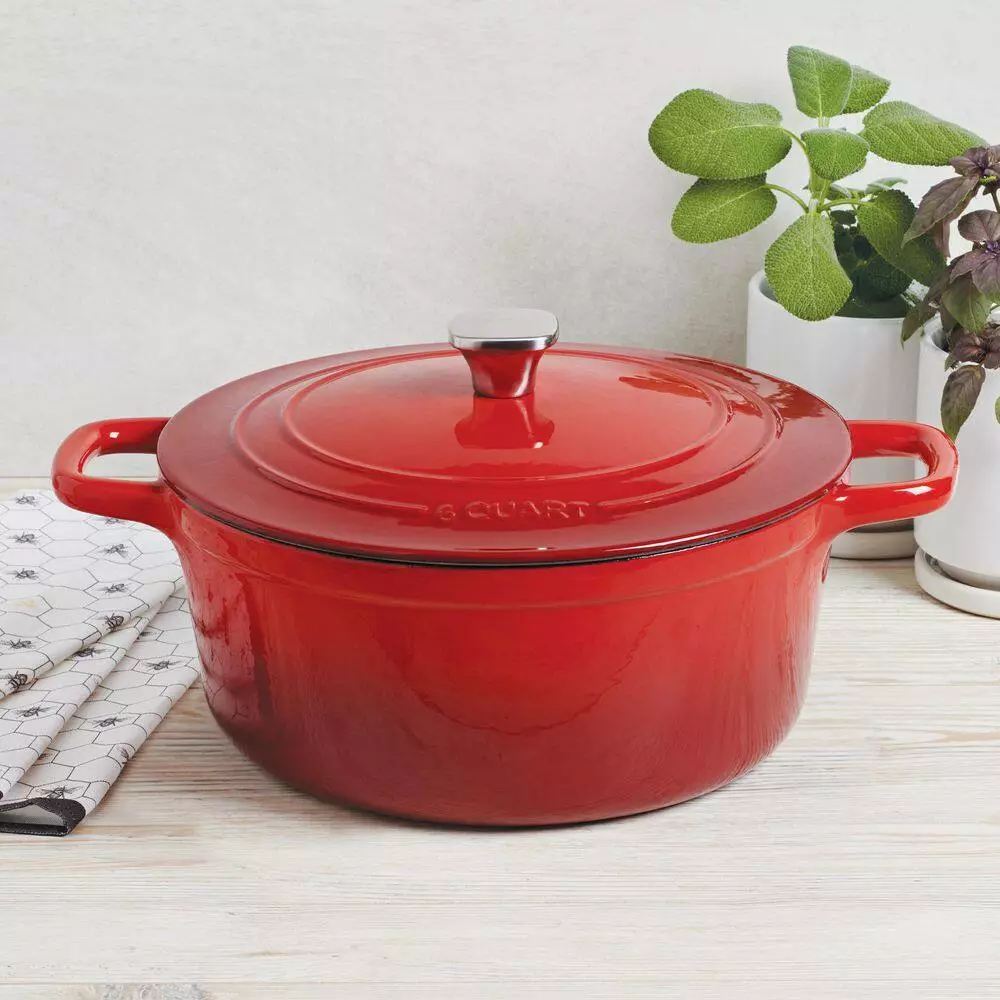 6 qt. Cast Iron Dutch Oven with Lid by MasterPRO 11 6 qt. Cast Iron Dutch Oven with Lid by MasterPRO - Image 9