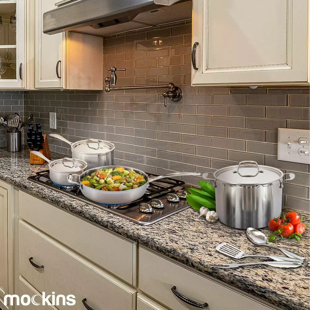 15-Piece Premium Grade Stainless Steel Cookware Set with Lids by Mockins 10 15-Piece Premium Grade Stainless Steel Cookware Set with Lids by Mockins - Image 8
