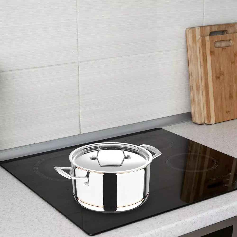 5CX 5 qt. Round Stainless Steel Dutch Oven with Lid by MasterPRO 10 5CX 5 qt. Round Stainless Steel Dutch Oven with Lid by MasterPRO - Image 8