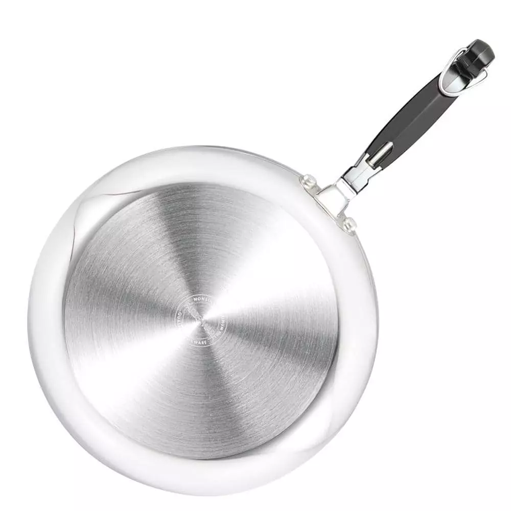 12-Piece Classic Series Stainless Steel Cookware Set by Farberware 7 12-Piece Classic Series Stainless Steel Cookware Set by Farberware - Image 5