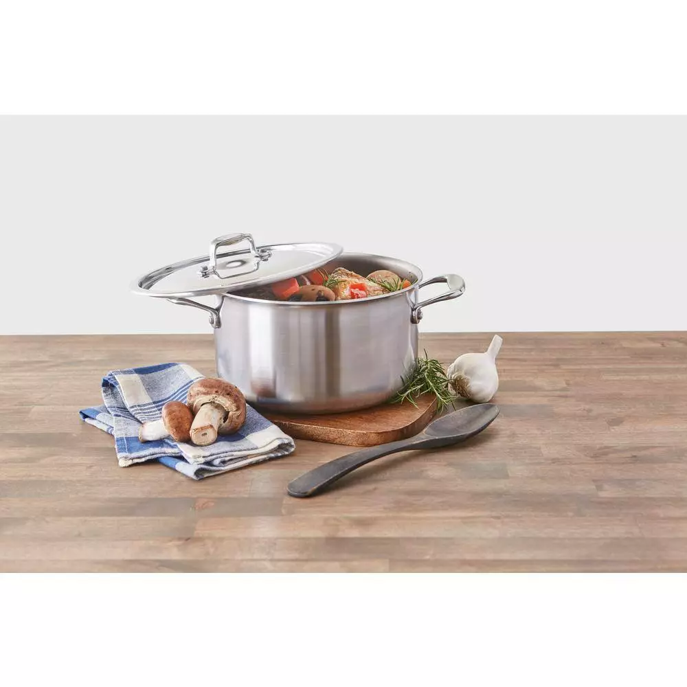 4 qt. Silver Stainless Steel Stock Pot with Lid by NUCU 7 4 qt. Silver Stainless Steel Stock Pot with Lid by NUCU - Image 5