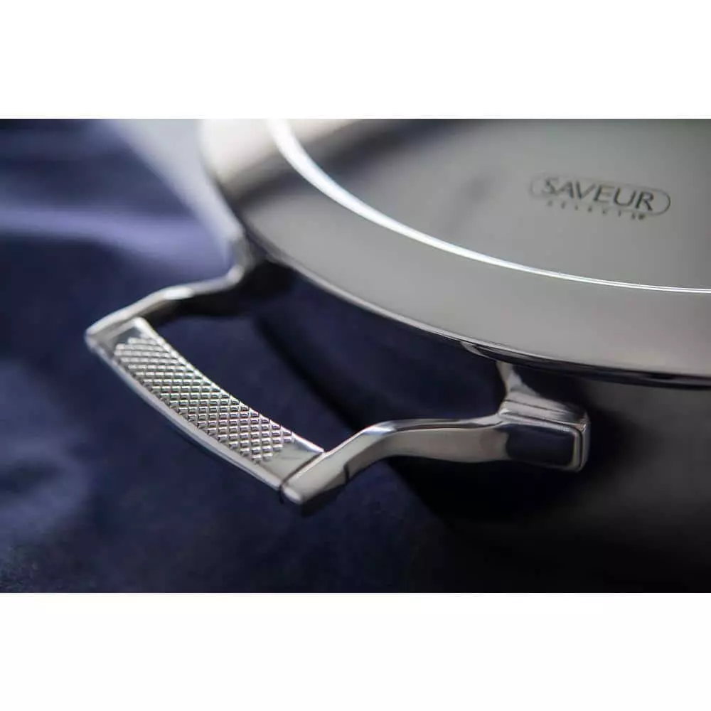 6 qt. Tri-Ply Stainless Steel Stock Pot with Lid by SAVEUR SELECTS 8 6 qt. Tri-Ply Stainless Steel Stock Pot with Lid by SAVEUR SELECTS - Image 6