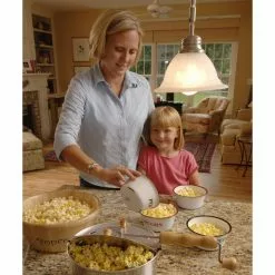 6 qt. Aluminum Stovetop Popcorn Popper with Seasoning Sampler Starter Box by Wabash Valley Farms -Cookware Sales Shop wabash valley farms stovetop popcorn poppers 24029 d 31 1000